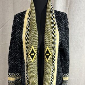 Soft and Cozy Aztec/Geometric Design Cardigan